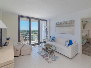 Living RoomDining Area