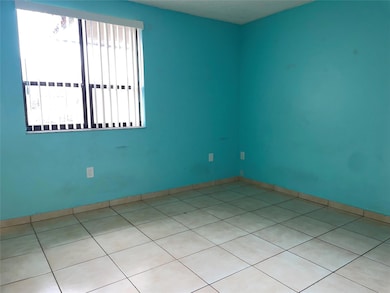 Garden Lake Towers unit 415, Miami, FL 33184 - photo 7