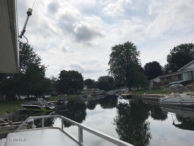 12943 Valley Dr, Wayland, MI 49348 - photo 3