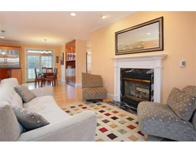 8 Fairway Rd, Chestnut Hill, MA 02467 - photo 4