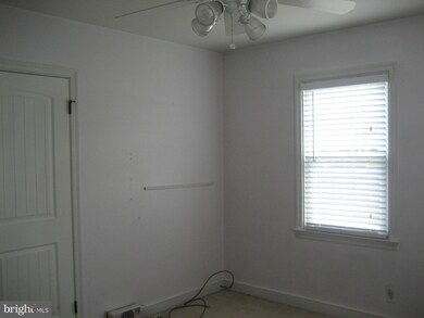 11215 Hollywood Rd, Hagerstown, MD 21740 - photo 6