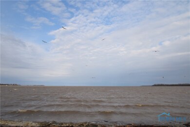 2977 115th St, Toledo, OH 43611 - photo 5