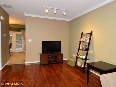 13285 Coppermill Dr, Herndon, VA 20171 - photo 7