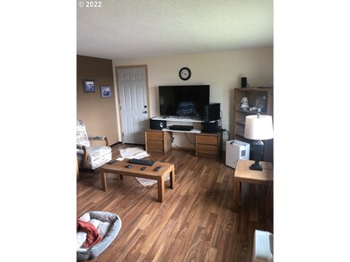 338 NW 14th St, Pendleton, OR 97801 - photo 5