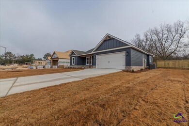 516 New Hope Dr, Perry, GA 31069 - photo 2