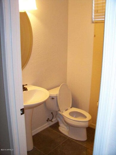 7-bathroom in den