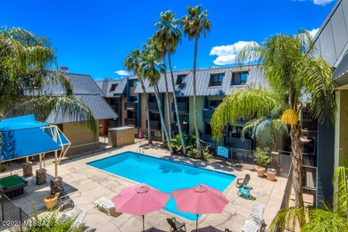 31 Pool photo a