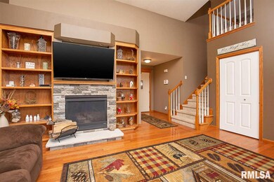 1645 W 67th St, Davenport, IA 52806 - photo 4