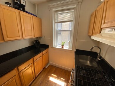 65 Park Dr unit 10, Boston, MA 02215 - photo 2
