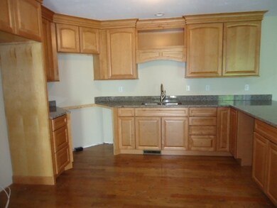 26 Victoria Dr unit 26, Rochdale, MA 01542 - photo 7