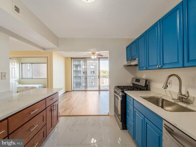 Presidential Towers unit 1009, Adelphi, MD 20783 - photo 3