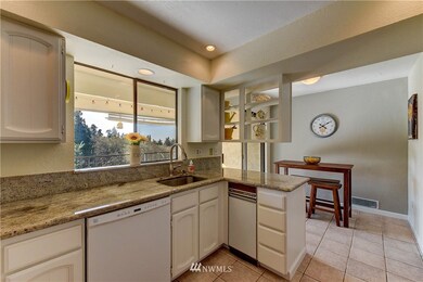 500 Paradise Ln unit 300, Edmonds, WA 98020 - photo 6