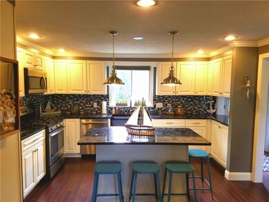 2 Redwood Ct, Warren, RI 02885 - photo 2