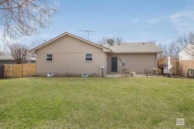 2069 Richard St, Aurora, IL 60506 - photo 5