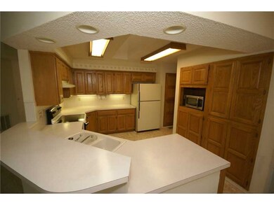 19 Shanklin Dr, Bella Vista, AR 72715 - photo 4