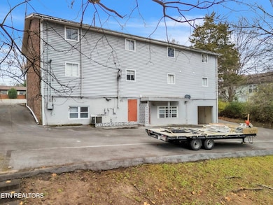 412 Watauga Dr, Knoxville, TN 37918 - photo 7