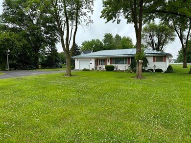 835 Rainbow Rd, Geneva, IN 46740 - photo 3