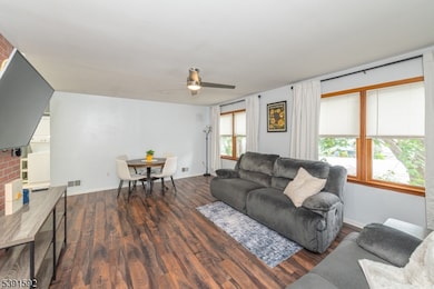 139 Maple Ave unit 104, Rahway, NJ 07065 - photo 6