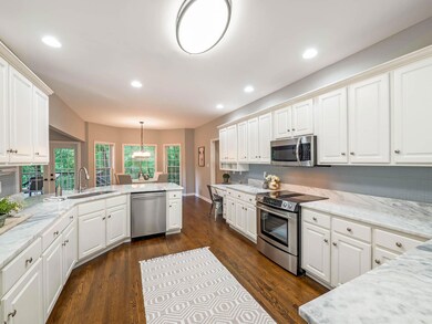 Fully Remodeled Kitchen