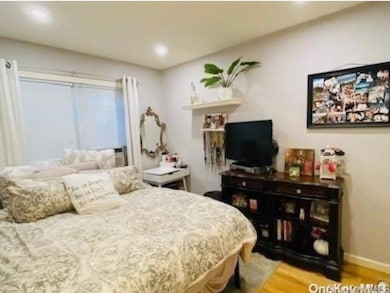 765 Shore Rd unit 1D, Long Beach, NY 11561 - photo 5