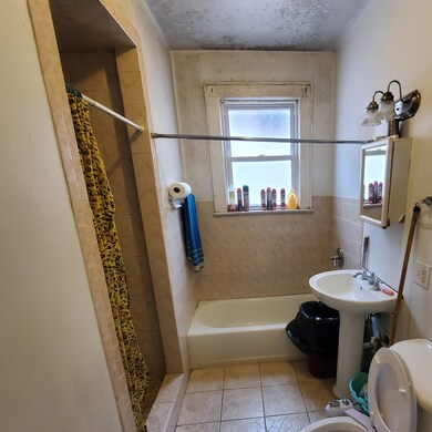 22 Broadman Pkwy, Jersey City, NJ 07305 - photo 7