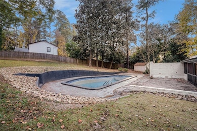 4090 Land O Lakes Dr NE, Atlanta, GA 30342 - photo 2