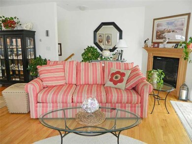 42 Walnut St unit 21, Old Orchard Beach, ME 04064 - photo 4