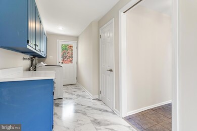 13 Gate View Ln, Wayne, PA 19087 - photo 5