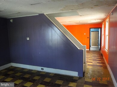 220 Linden St, Gloucester City, NJ 08030 - photo 3