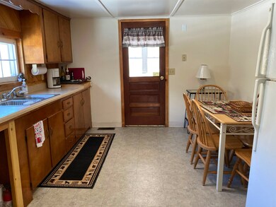 1291 W Hill Dr, Readsboro, VT 05350 - photo 7