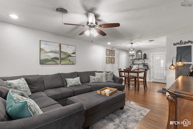 200 Mockingbird Ln, Burkburnett, TX 76354 - photo 6