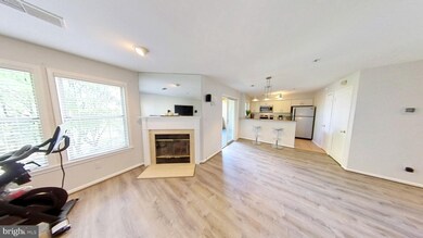 14308 Bowsprit Ln unit 22, Laurel, MD 20707 - photo 4