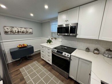 20 Beacon Ave unit 1, Newburyport, MA 01950 - photo 3