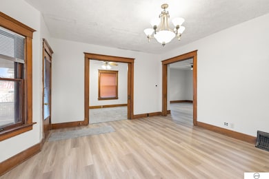 1537 Washington St, Lincoln, NE 68502 - photo 6