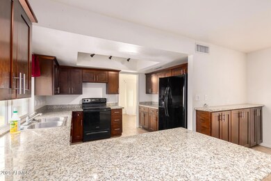 4137 W Crocus Drive, Phoenix, AZ 85053