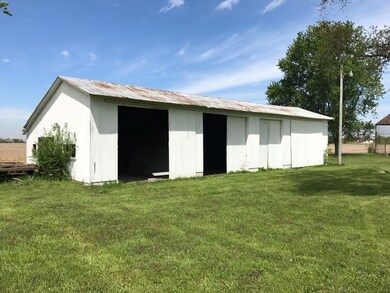 28808 S Yates Ave, Beecher, IL 60401 - photo 4