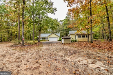 121 Hardy Rd, Senoia, GA 30276 - photo 4