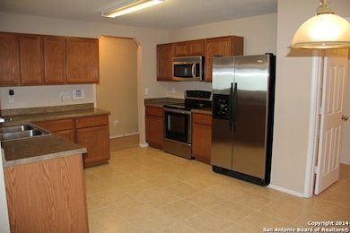 3827 Arrowwood Bend, San Antonio, TX 78261 - photo 4