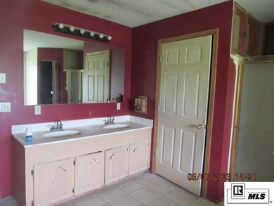 785 Neathery Rd, Grayson, LA 71435 - photo 6