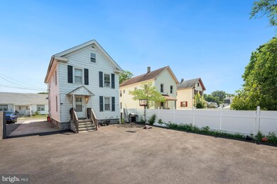 176 W Jefferson St, Paulsboro, NJ 08066 - photo 5