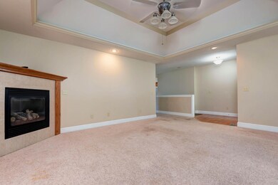 916 Welch St, Nixa, MO 65714 - photo 5