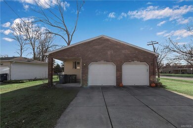 159 Greenwood Cir, North Tonawanda, NY 14120 - photo 3