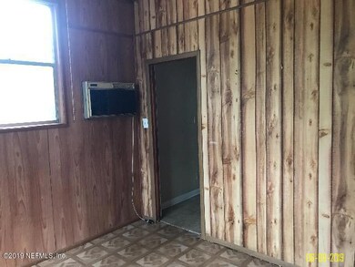 8238 Newton Rd, Jacksonville, FL 32216 - photo 6