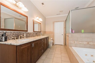 Dual sinks - spa like bathroom - large shower