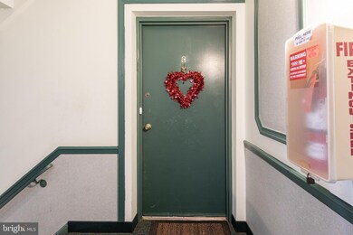 8229C Kings Charter Ln unit 91, West Springfield, VA 22152 - photo 3