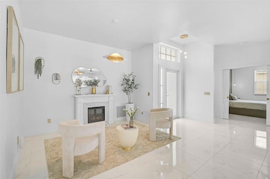 4146 Westbourne Cir, Sarasota, FL 34238 - photo 6