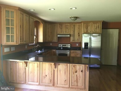 14039 Hollow Rd, Hancock, MD 21750 - photo 6