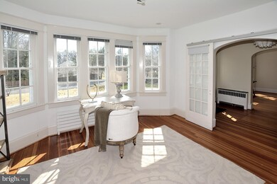 2468 Buckelew Dr, Falls Church, VA 22046 - photo 5