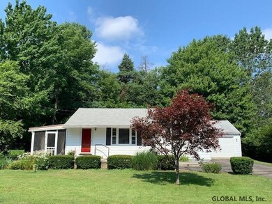 33 Snyders Lake Rd, Wynantskill, NY 12198 - photo 2