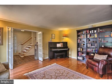 119 Constitution Ave, Reading, PA 19606 - photo 3